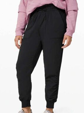 lululemon Beyond The Studio 7/8 Jogger | Black | Size 4 | NWT